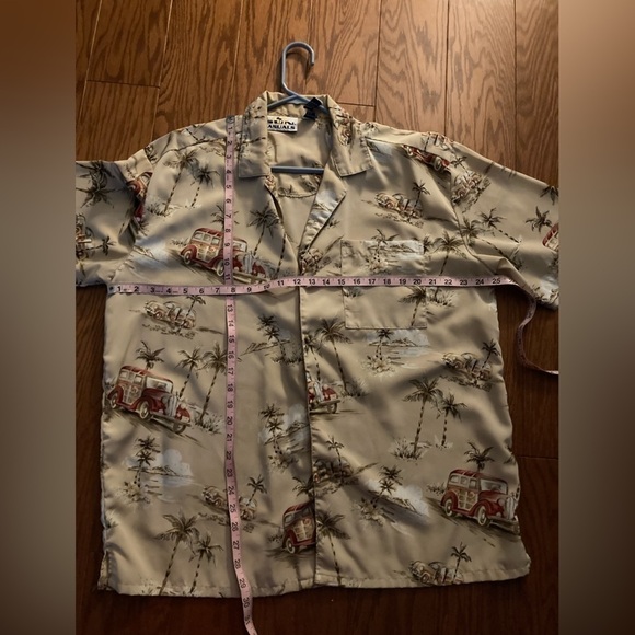 Sun Casuals  Men’s Vintage Car Shirt Size Large Woody Wagon Beachy - Picture 7 of 7